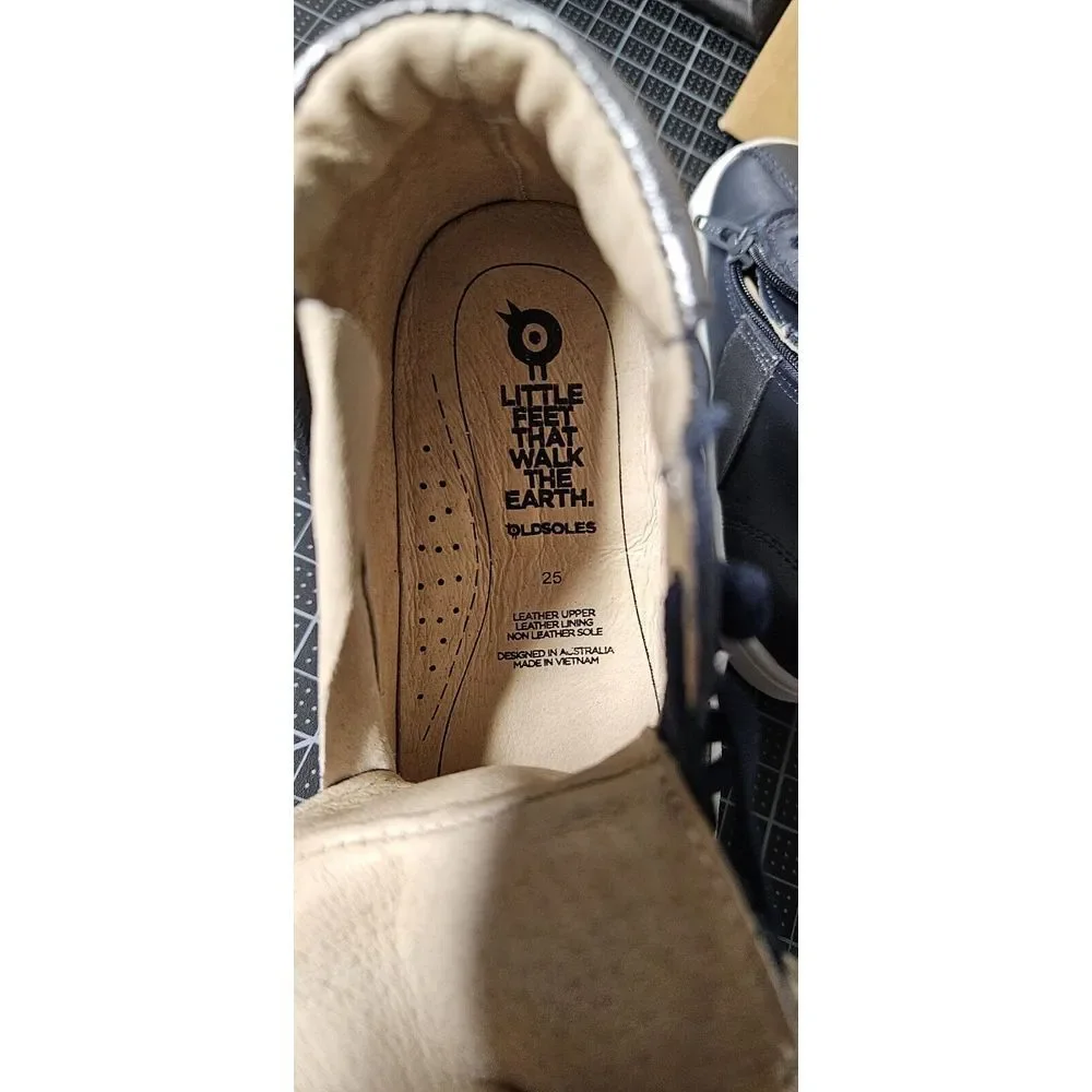 OLD SOLES‎ toddler Boy's Glamourama high top Zip sneakers US size 9